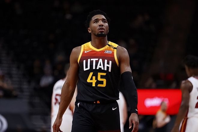 为了配合 为了配合