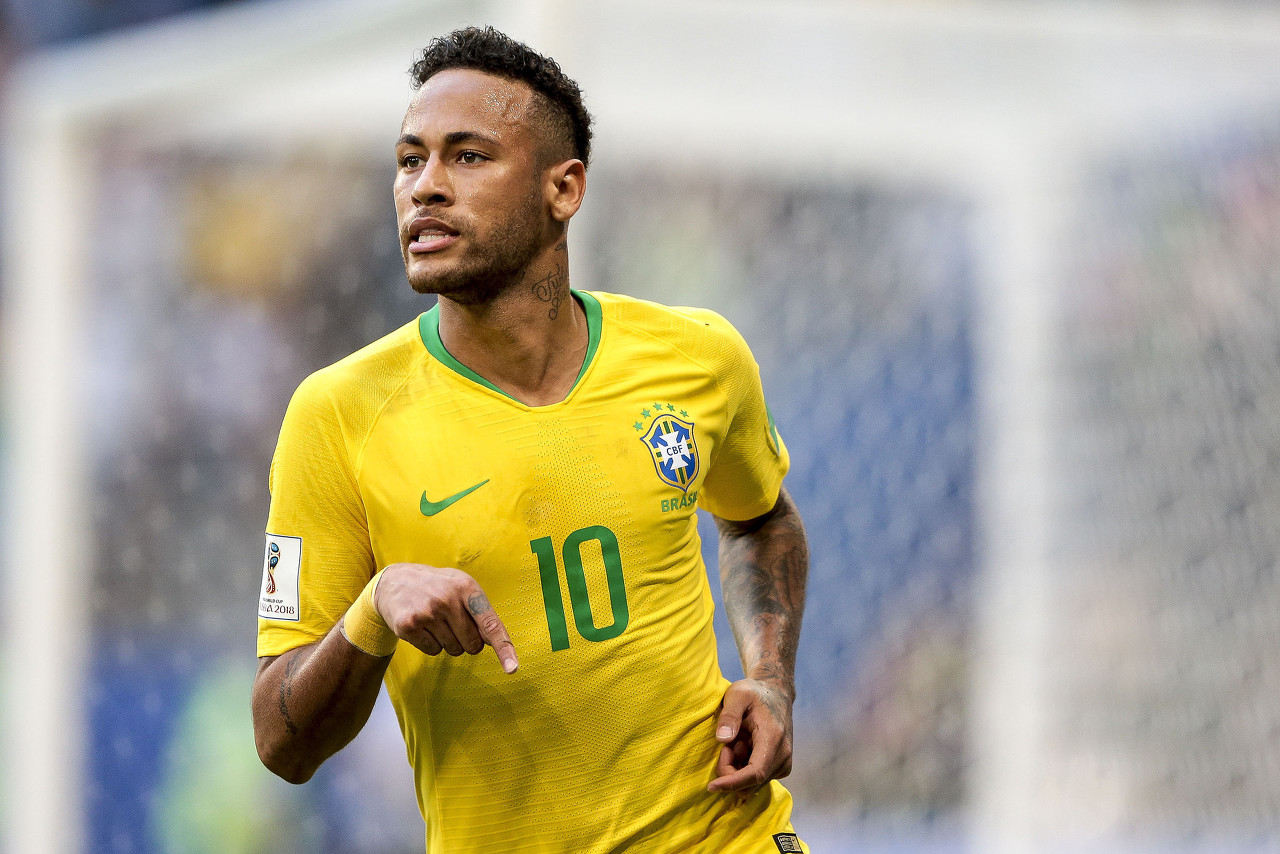 员缺席而处 员缺席而处